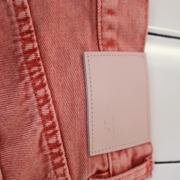 Zgy Denim Washed Red Super HiRise Loose 100% Cotton Raw Edge Jean Shorts Size 30 - Picture 4 of 8